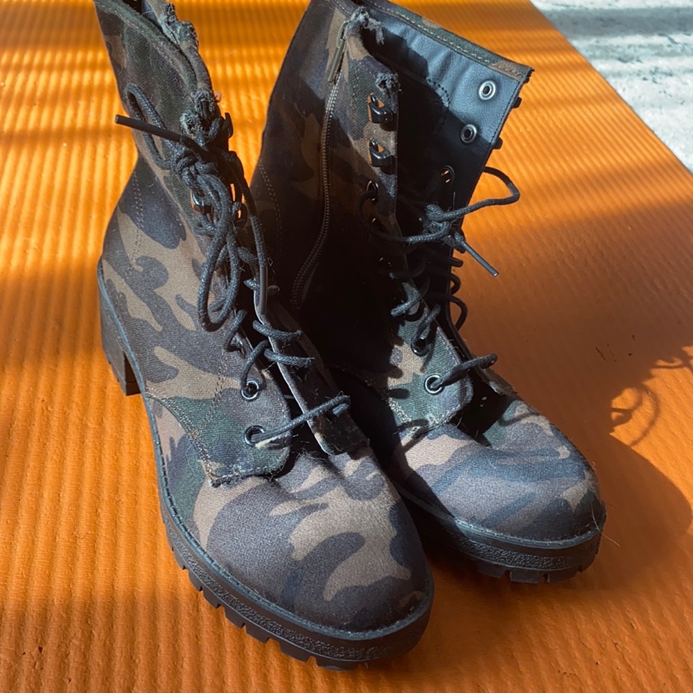 Madden girl army combat boots